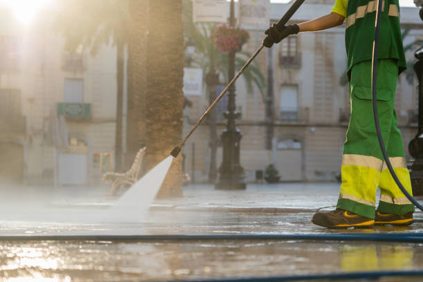 Best Pressure Washing Contractors  in Tyrone, PA